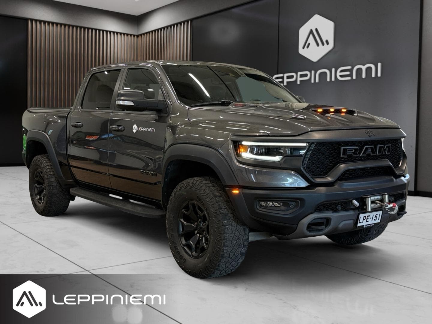 Dodge Ram TRX Crew Cab 6.2 SuperCharged Hemi V8 SRT 516kW, vuosimalli 2021, harmaa