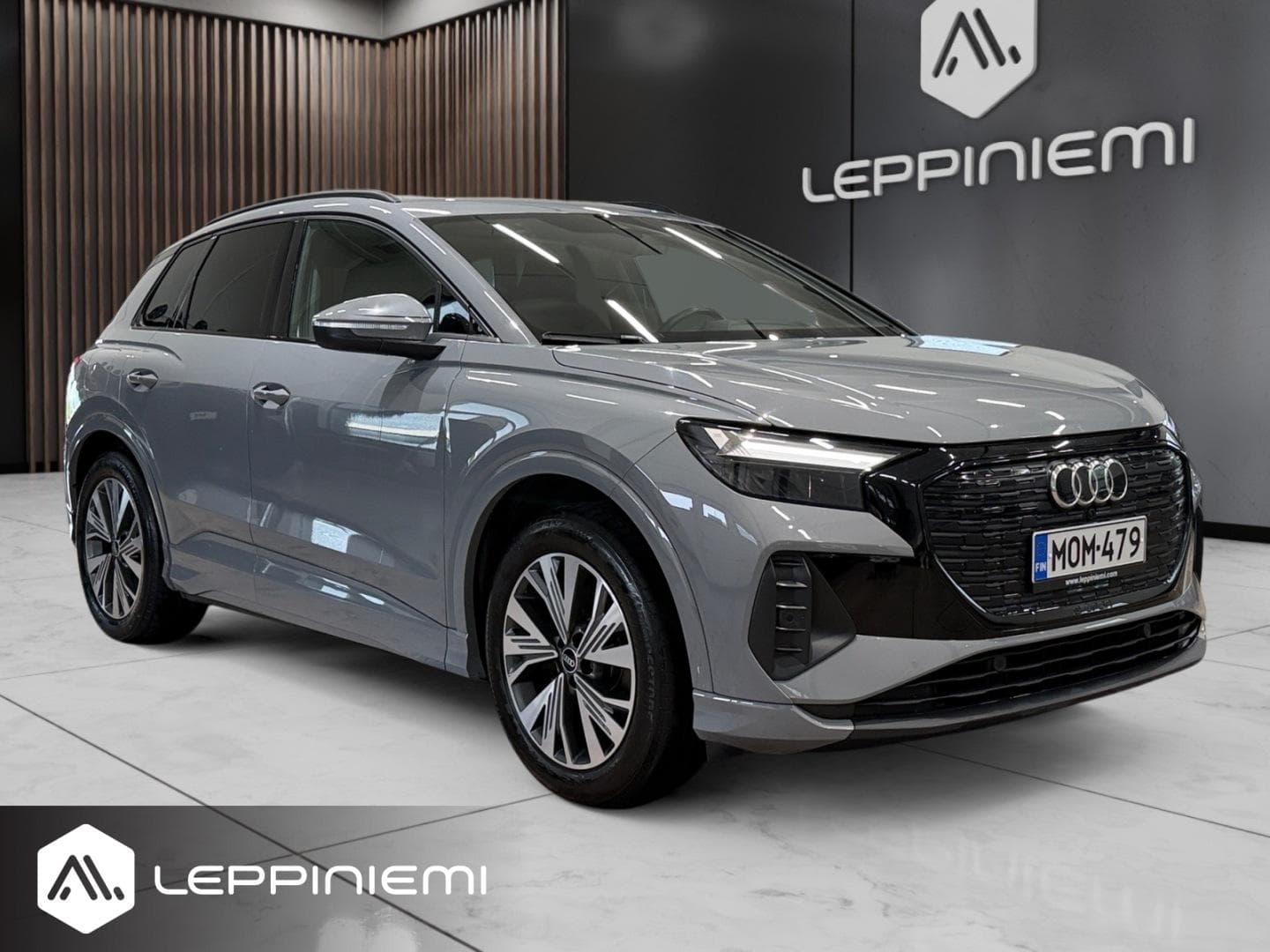 Audi Q4 e-tron 35 Black Optic, vuosimalli 2022, harmaa
