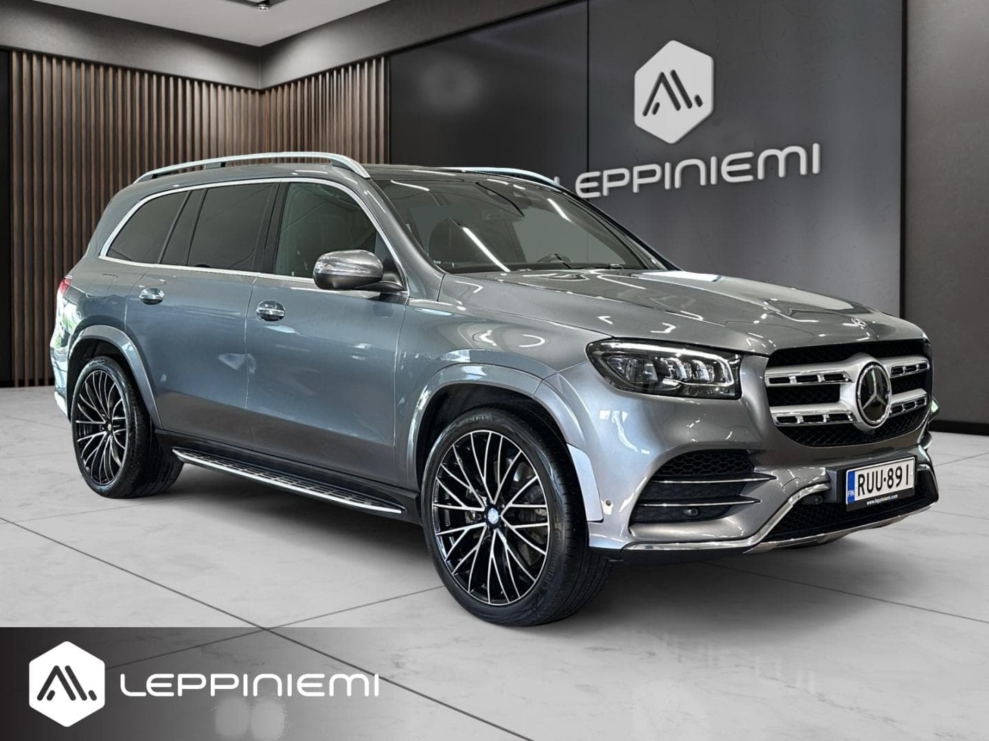 Mercedes-Benz GLS AMG 350 d 4MATIC, vuosimalli 2020, harmaa