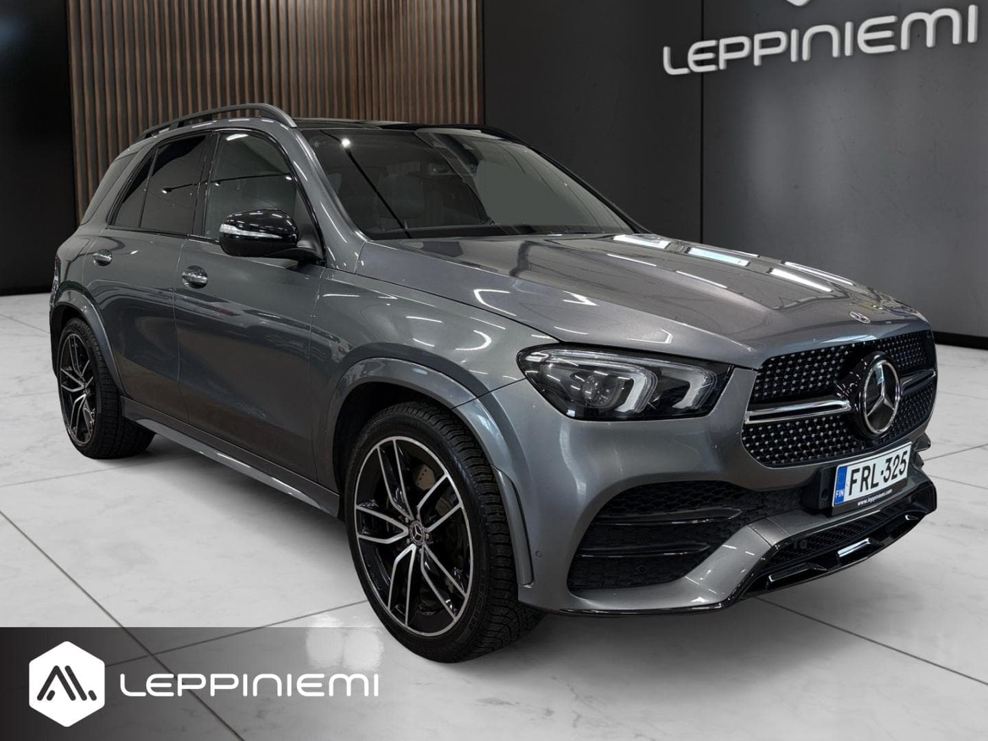 Mercedes-Benz GLE 350 de 4MATIC EQ Power AMG, vuosimalli 2022, harmaa