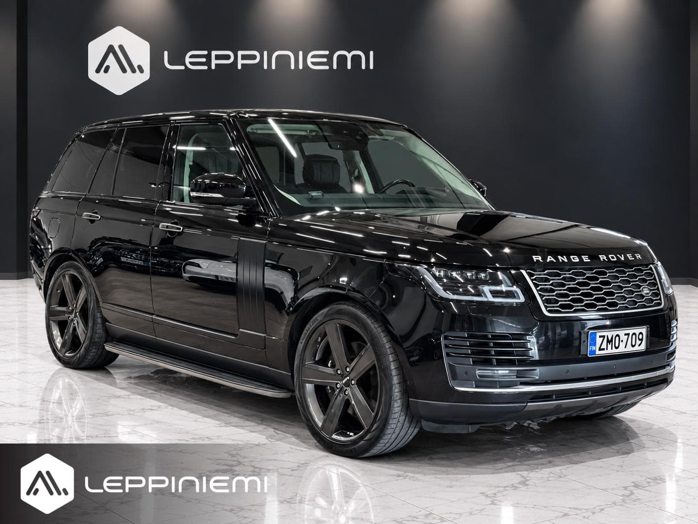 Land Rover Range Rover P400e Autobiography, vuosimalli 2019, musta