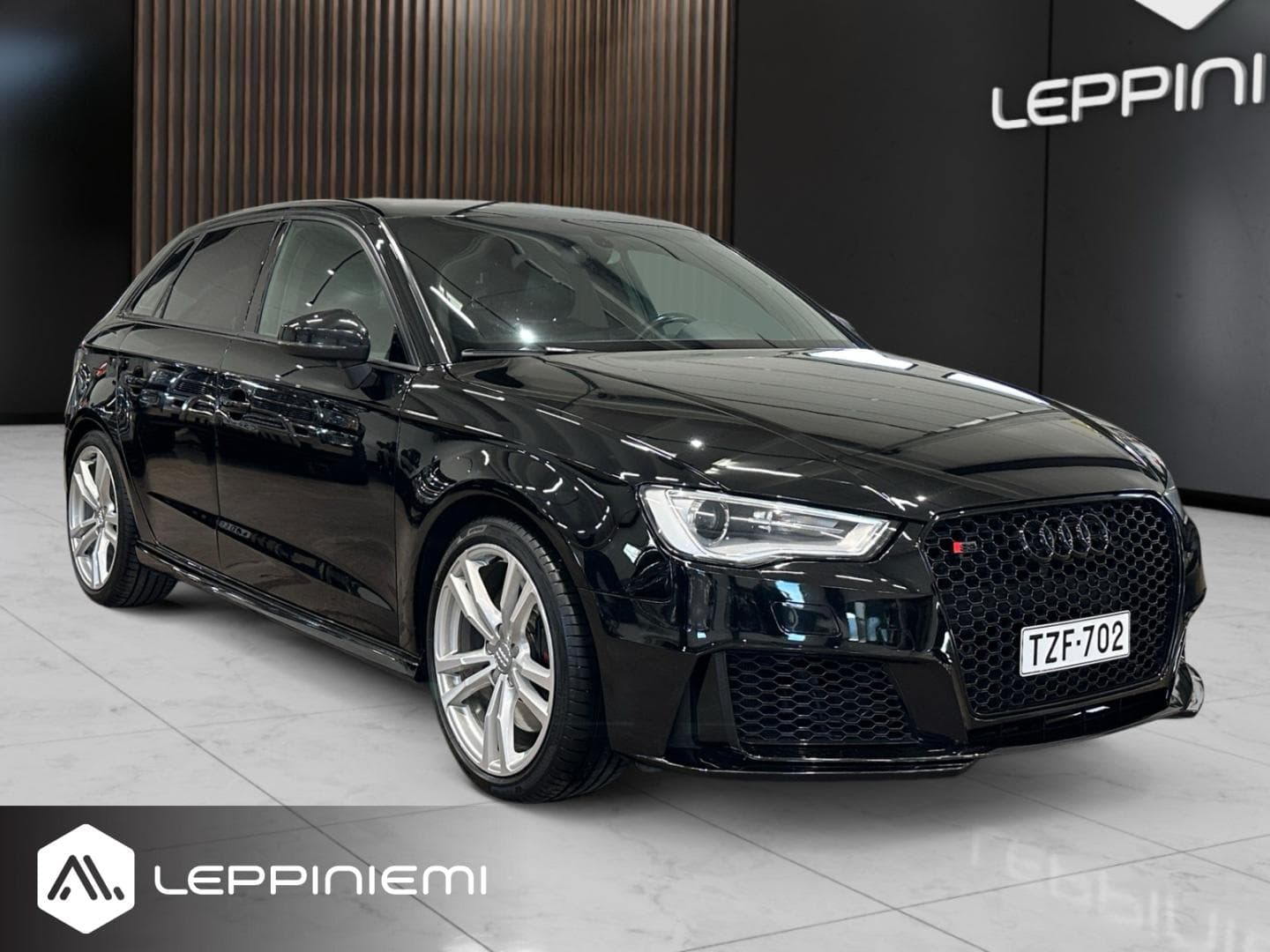 Audi S3 Sportback 2,0 TFSI 221 kW S tronic, vuosimalli 2014, musta