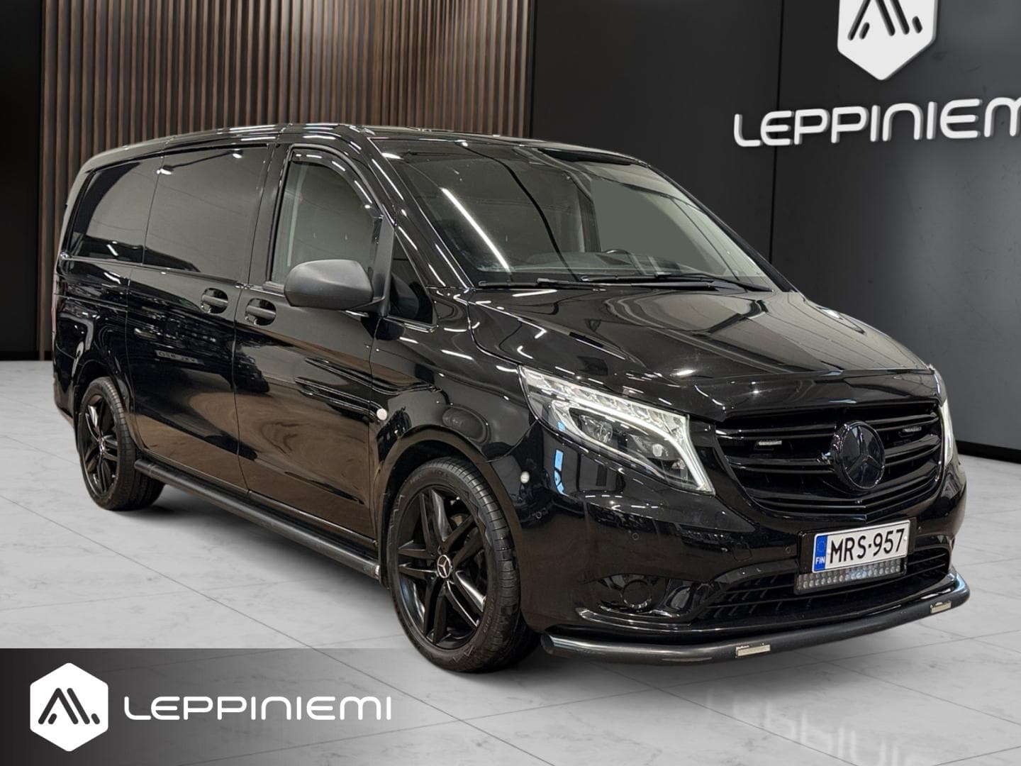 Mercedes-Benz Vito 119CDI 4x4 Pitkä A3 A, vuosimalli 2021, musta