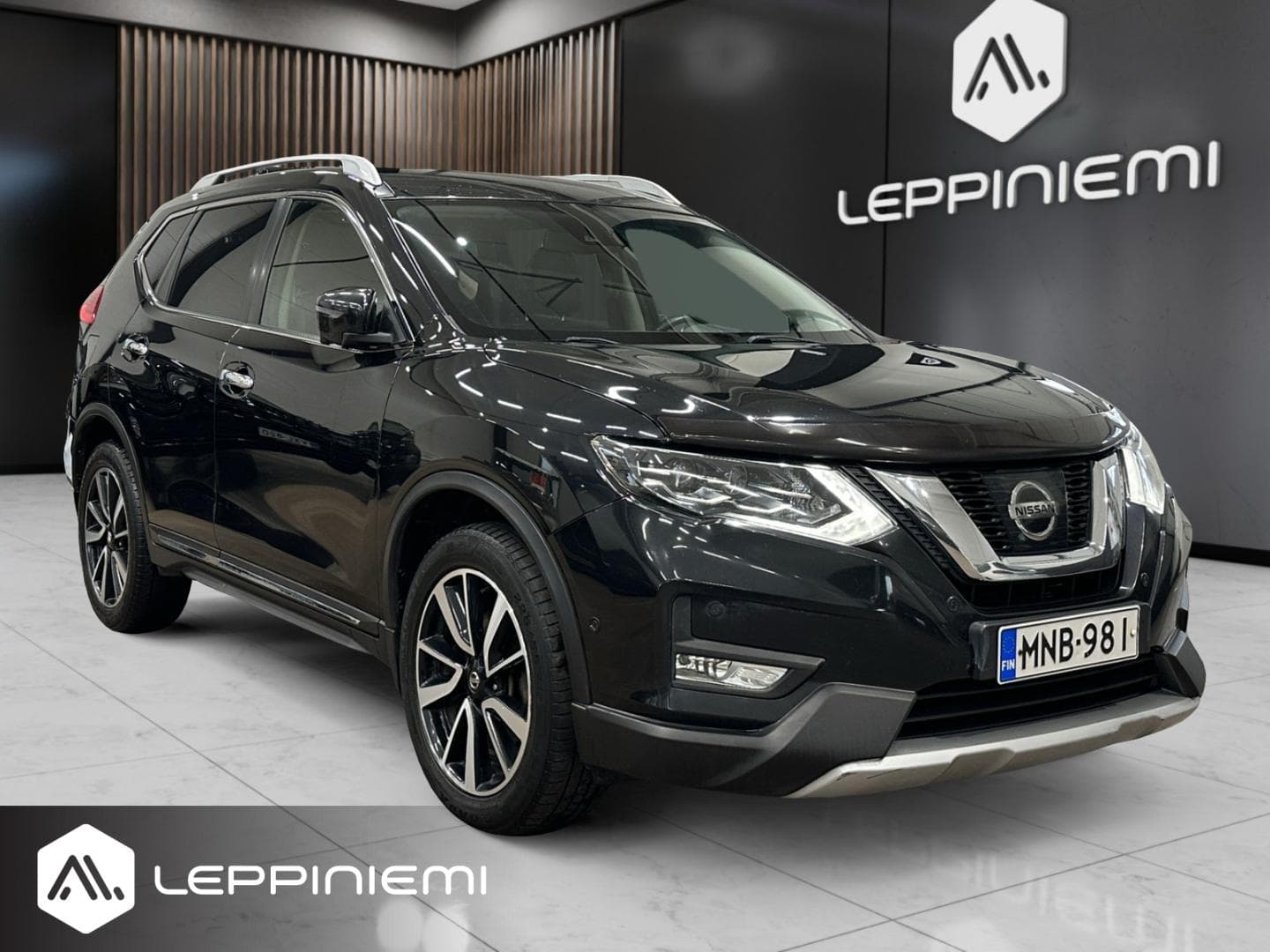 Nissan X-Trail dCi 177 Business 360 4WD Xtronic 5 seats, vuosimalli 2018, musta