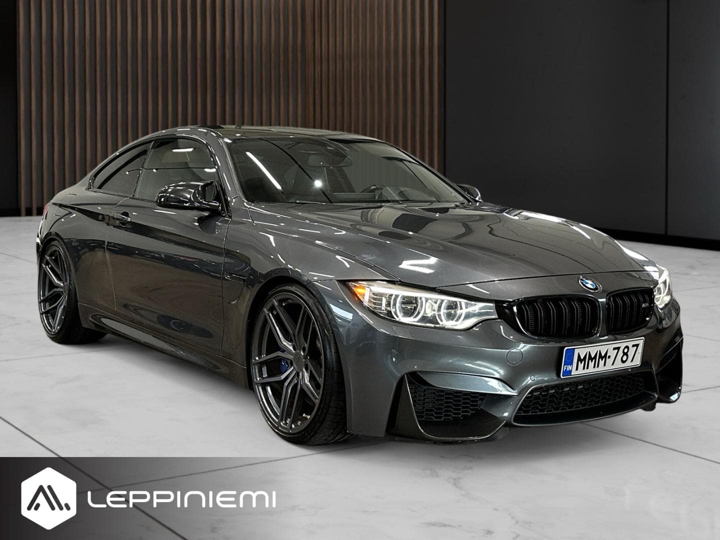 BMW M4 F82 Coupe DCT, vuosimalli 2014, harmaa